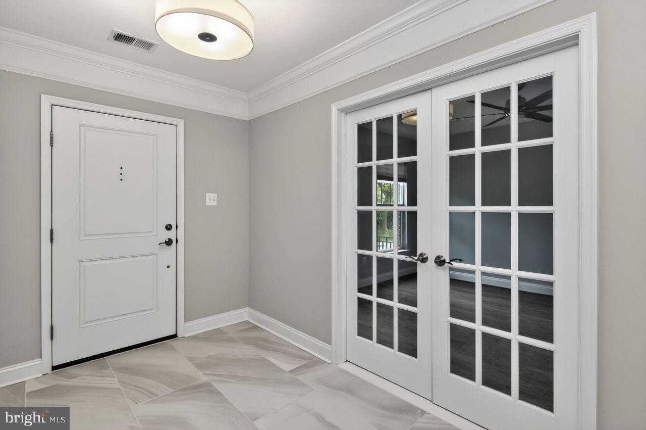 89 Southgate Ave - Photo 4 of 36