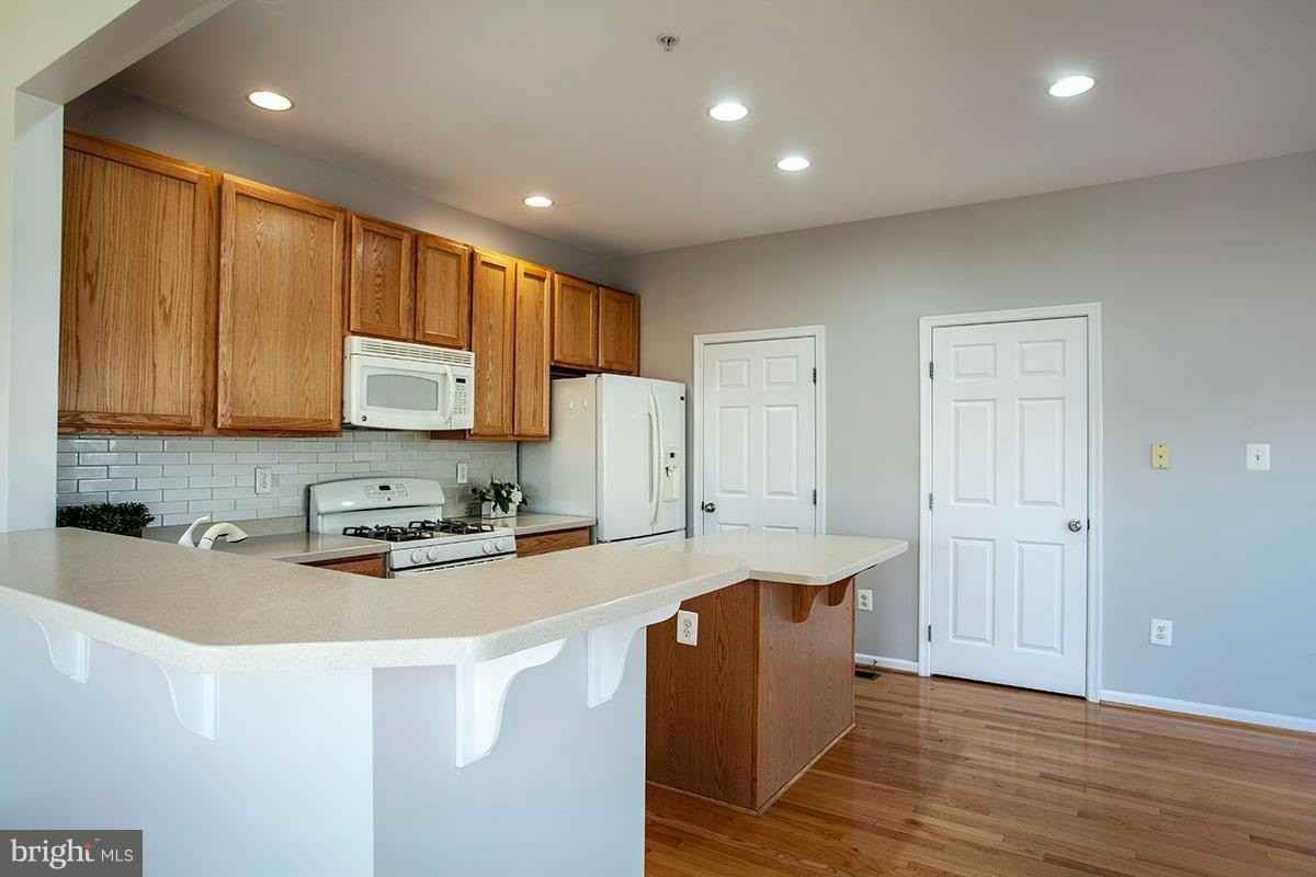 1603 Durham Way - Photo 7 of 28