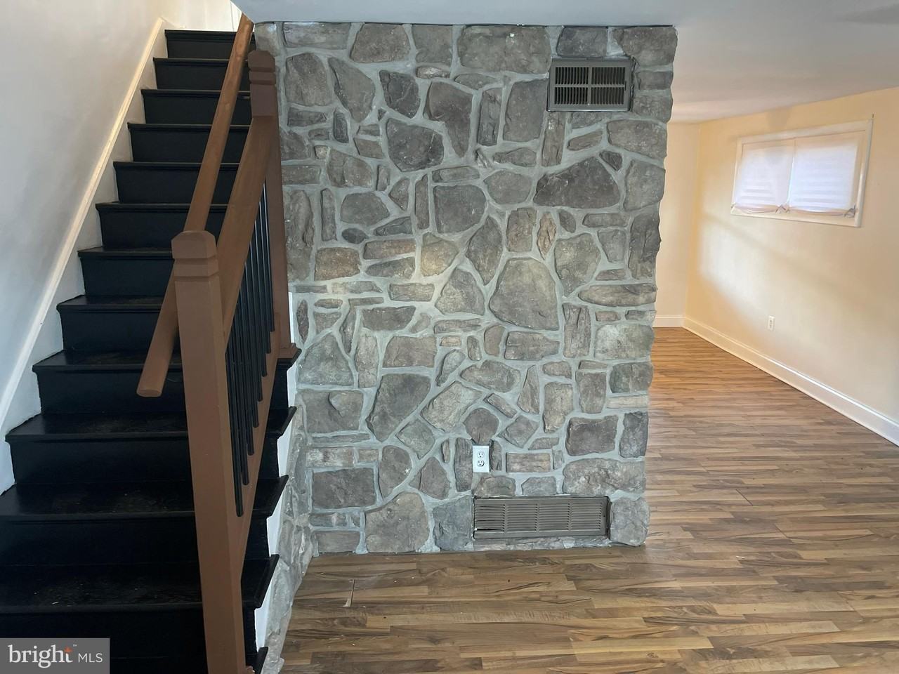 2013 Kelmore Rd - Photo 3 of 19