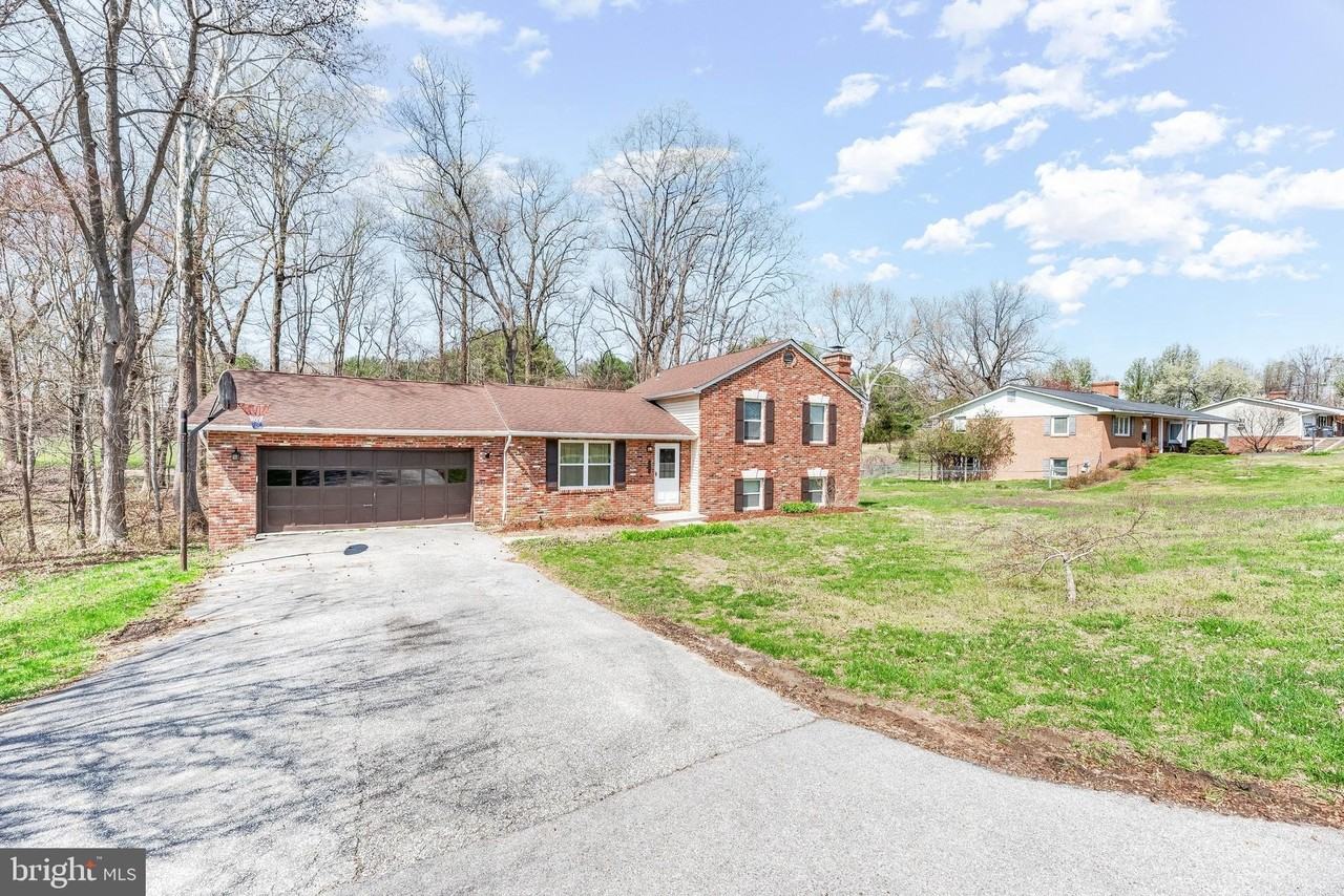 3604 Cox Ct - Photo 2 of 43