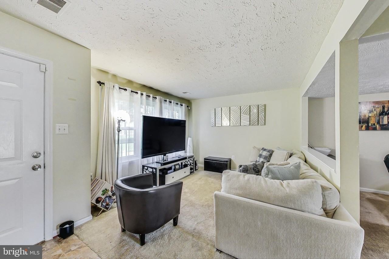 6063 Sirenia Pl - Photo 3 of 18