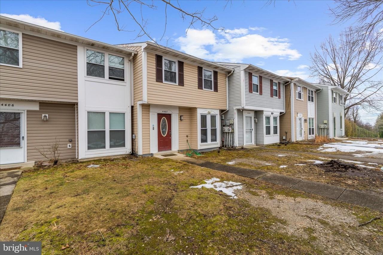 4407 Eagle Ct - Photo 2 of 27