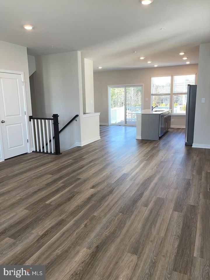 280 Soft Rush Ln - Photo 6 of 19