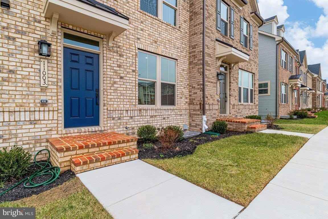 11003 Resort Rd - Photo 2 of 32