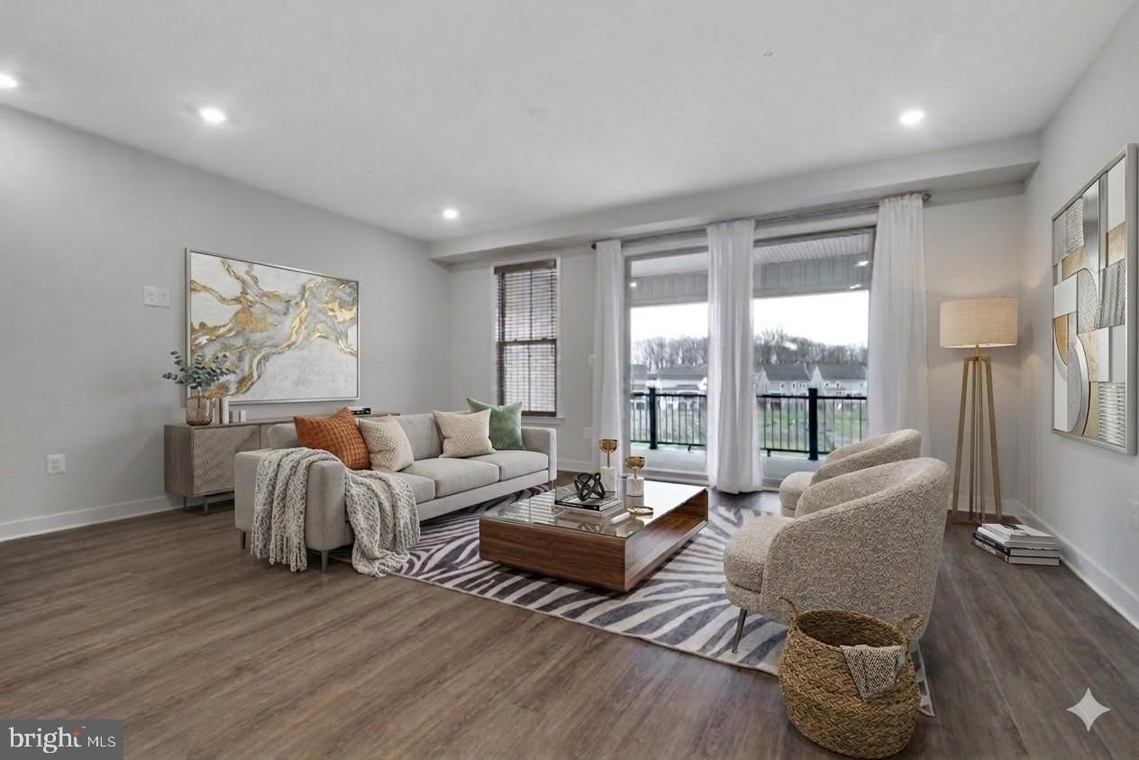 11003 Resort Rd - Photo 6 of 32