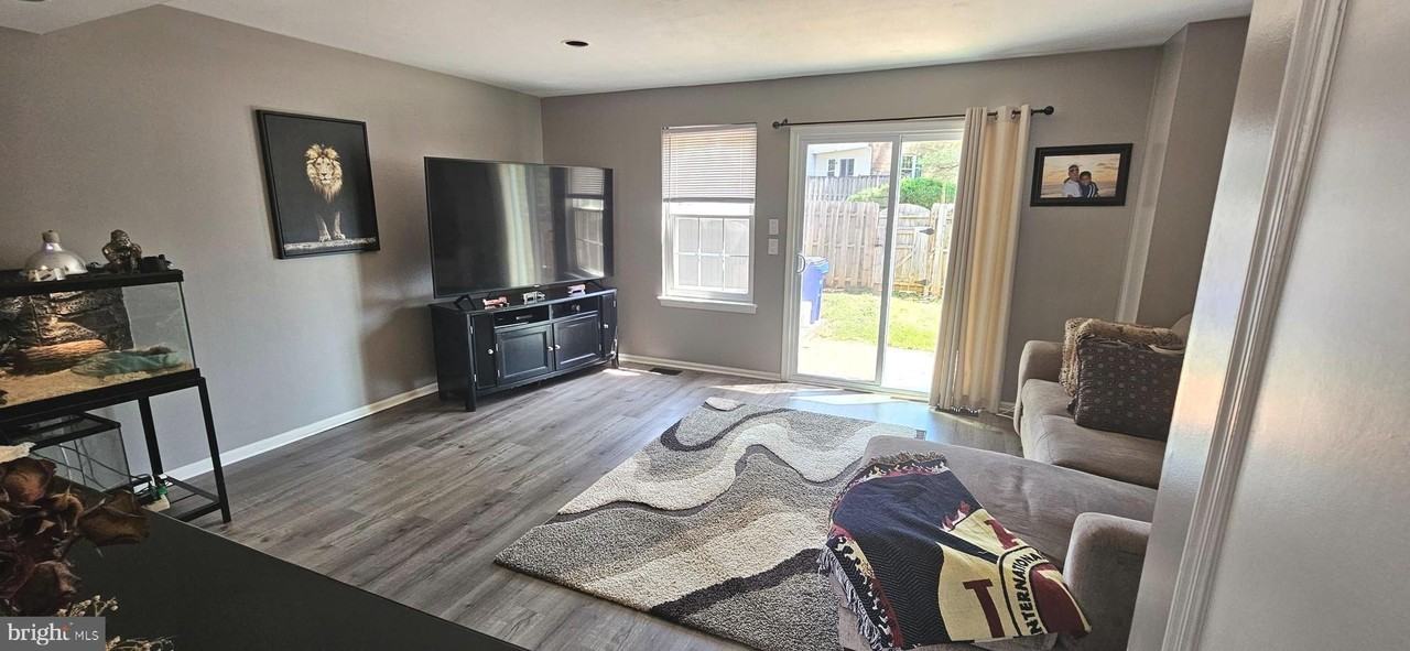 6266 Ducketts Ln #20-4 - Photo 2 of 14