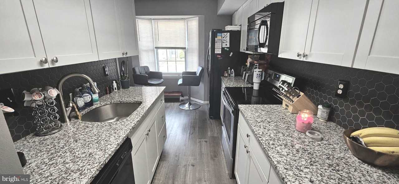 6266 Ducketts Ln #20-4 - Photo 4 of 14