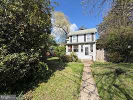 featured image of 5014 Delaware St