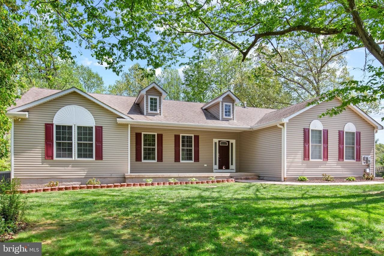 24524 Ruff Ruff Ln - Photo 2 of 41