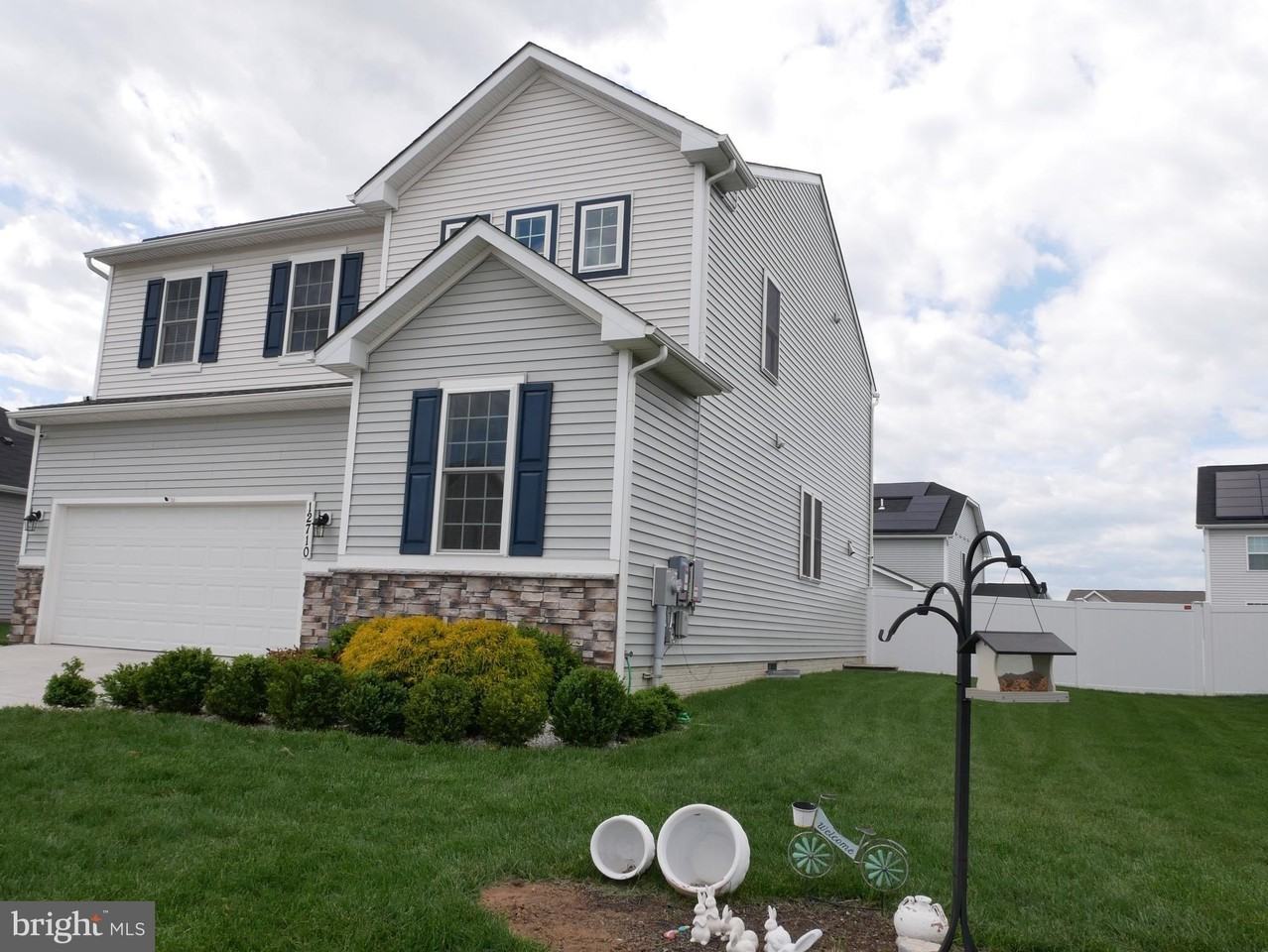 12710 Nelson Dr - Photo 2 of 40