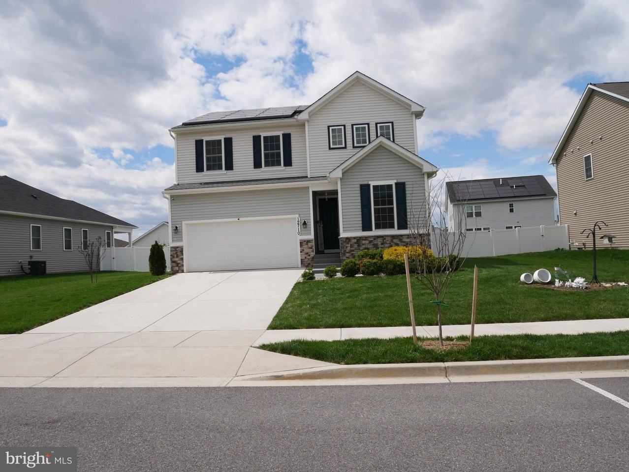 12710 Nelson Dr - Photo 3 of 40