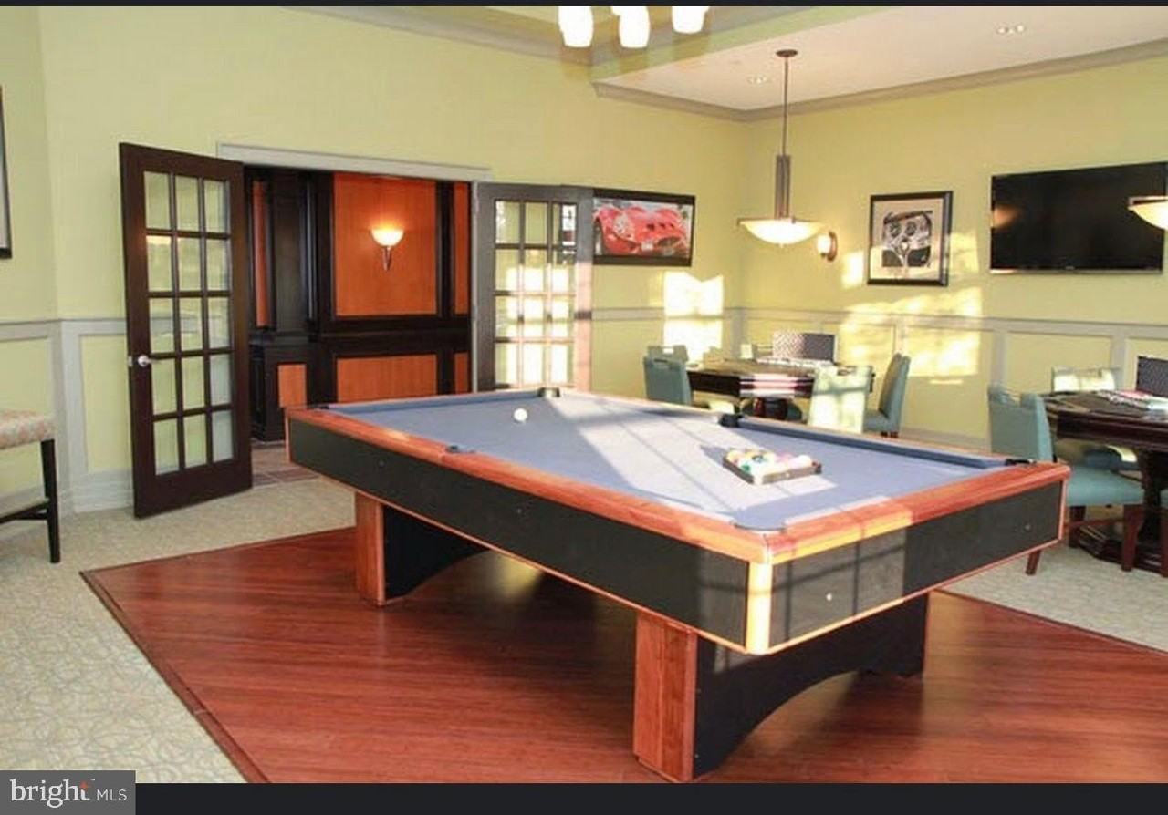 1118 Halifax Pl - Photo 6 of 10