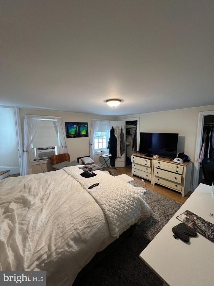 200 Nassau St #2 - Photo 2 of 9