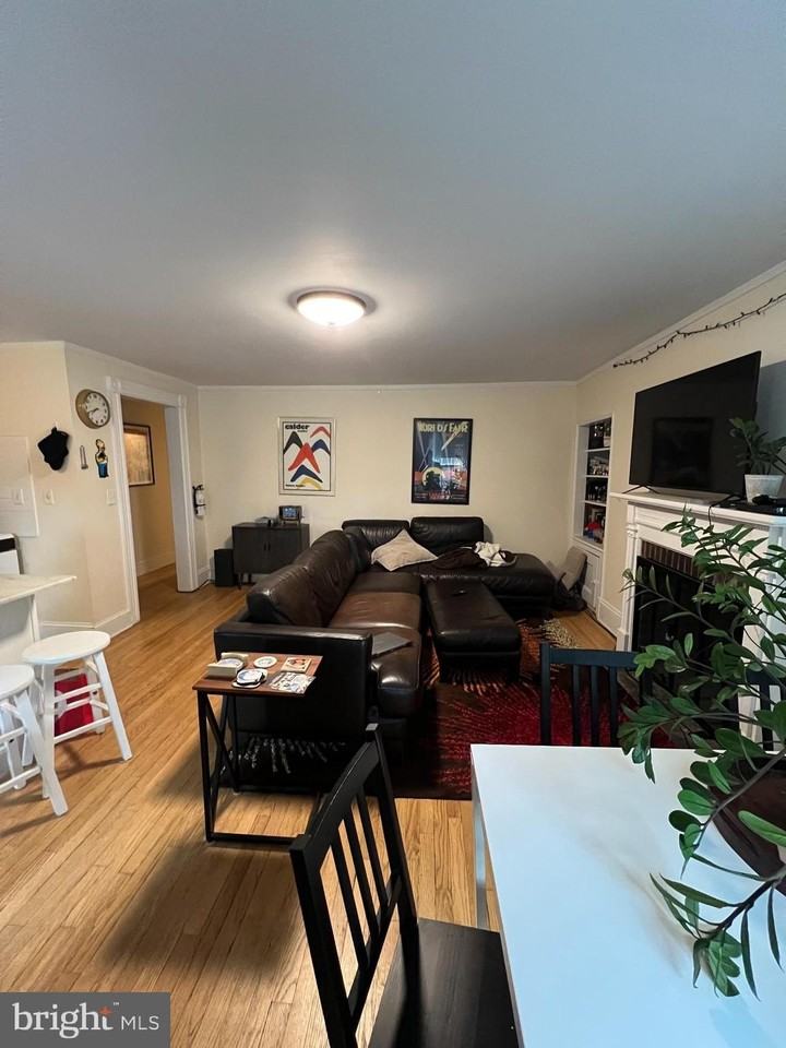 200 Nassau St #2 - Photo 7 of 9