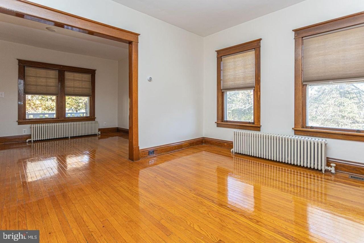 1525 Yardley Newtown Rd - Photo 4 of 15