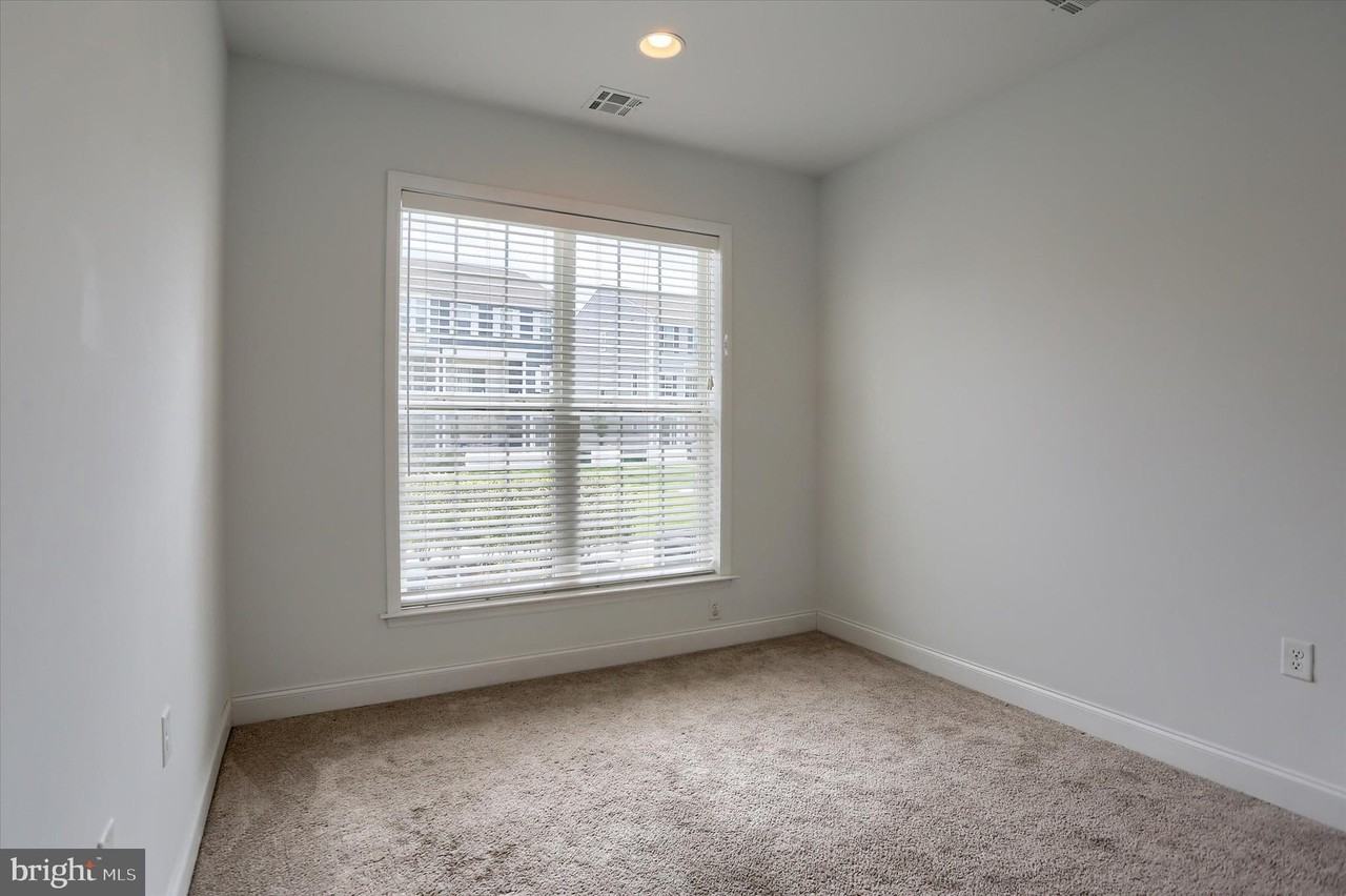 120 Morefield Way - Photo 5 of 31