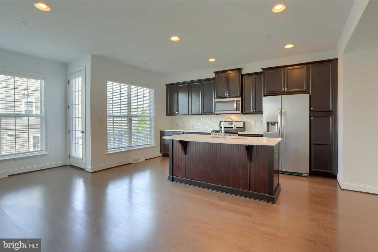 120 Morefield Way - Photo 7 of 31