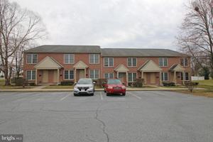 featured image of 63 N Cherry St