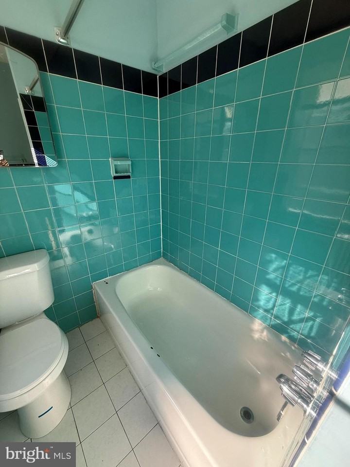 540 E Johnson St #2 - Photo 6 of 12