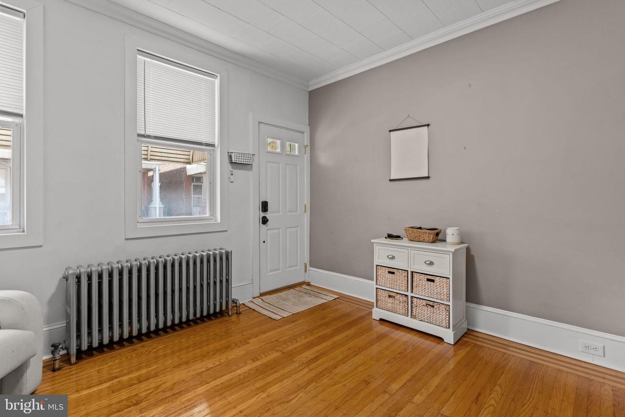 4524 Miller St - Photo 7 of 22