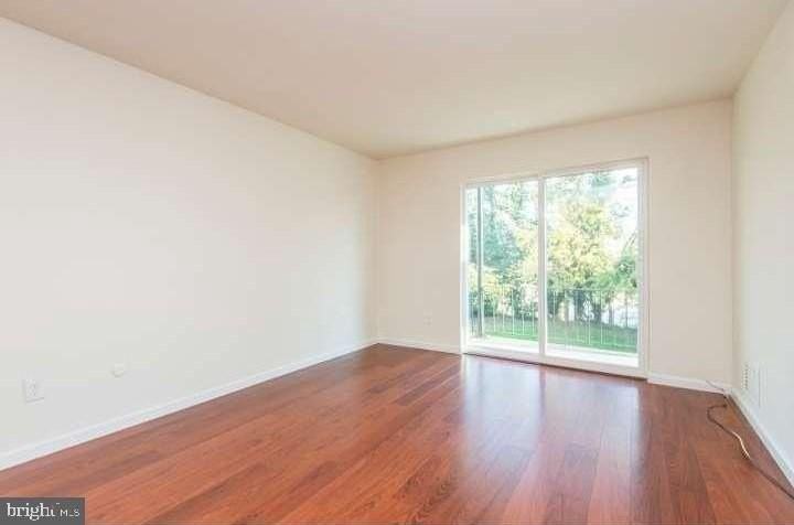 326 Hermit St - Photo 5 of 12