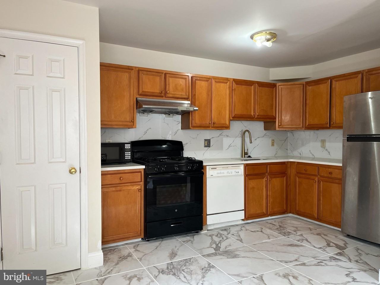 1416 N 18th St - Photo 6 of 19