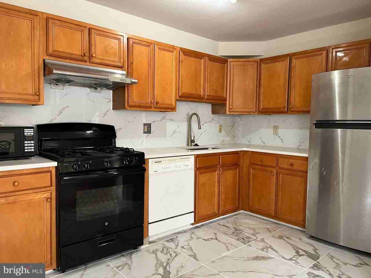 1416 N 18th St - Photo 7 of 19