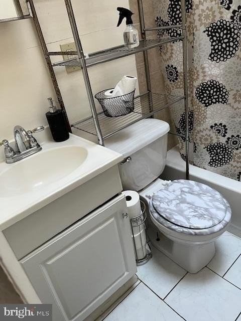 2424 S Millick St - Photo 6 of 23