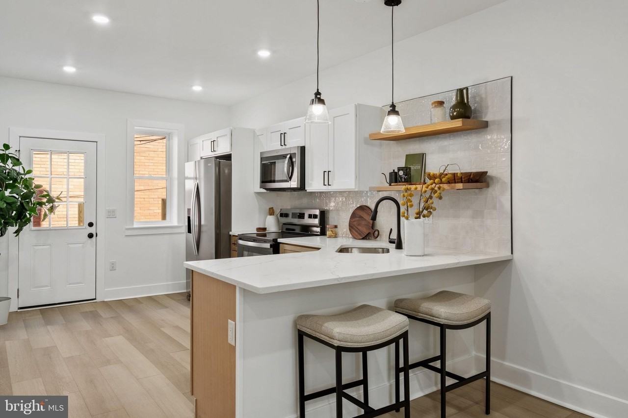 5525 Osage Ave - Photo 5 of 16