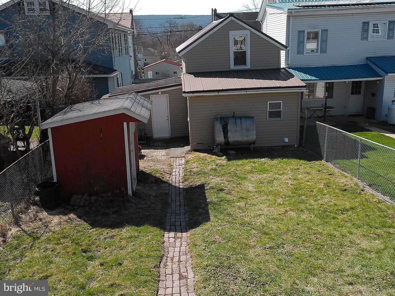 619 E Grand Ave - Photo 3 of 23