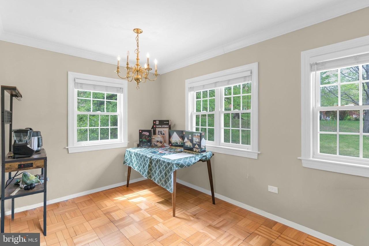 3623 Gunston Rd - Photo 7 of 20