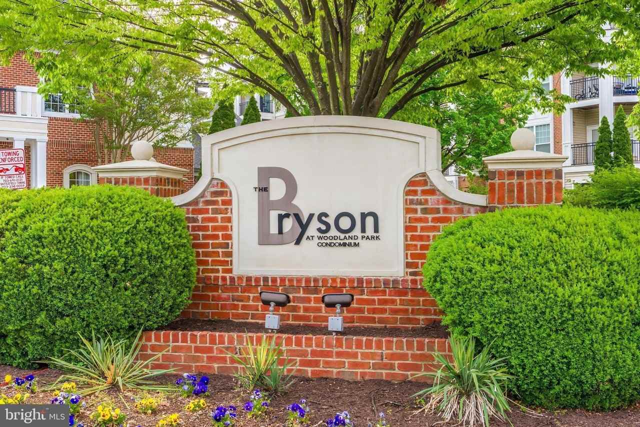 12954 Centre Park Cir #205