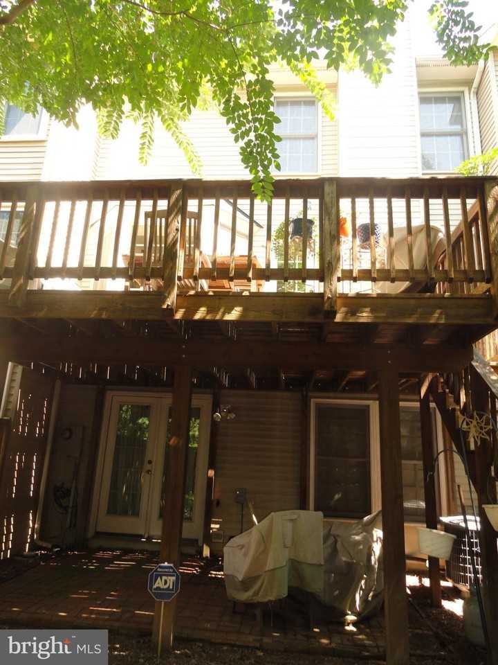 2050 Meadow Springs Dr - Photo 3 of 6