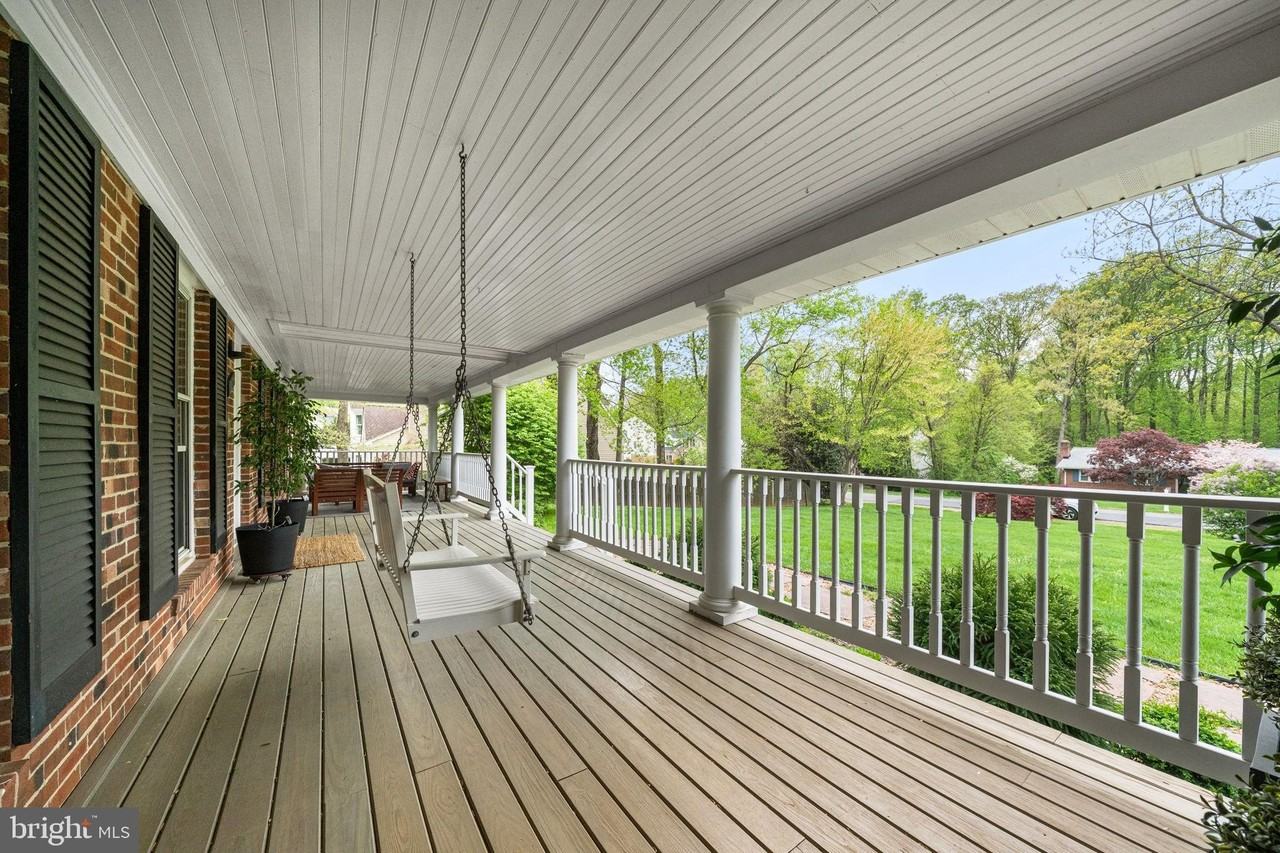 12013 Hamden Ct - Photo 3 of 33