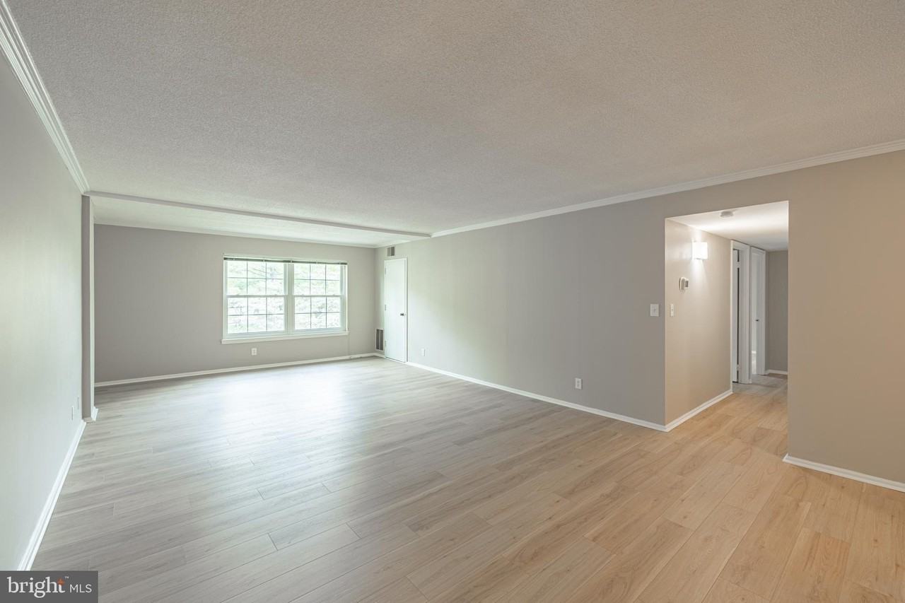 7651 Tremayne Pl #303 - Photo 7 of 50