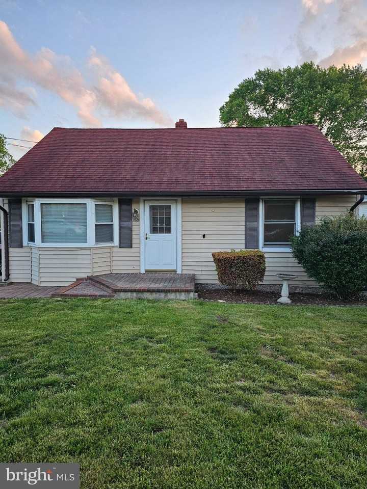 8524 Highland Ln - Photo 2 of 4