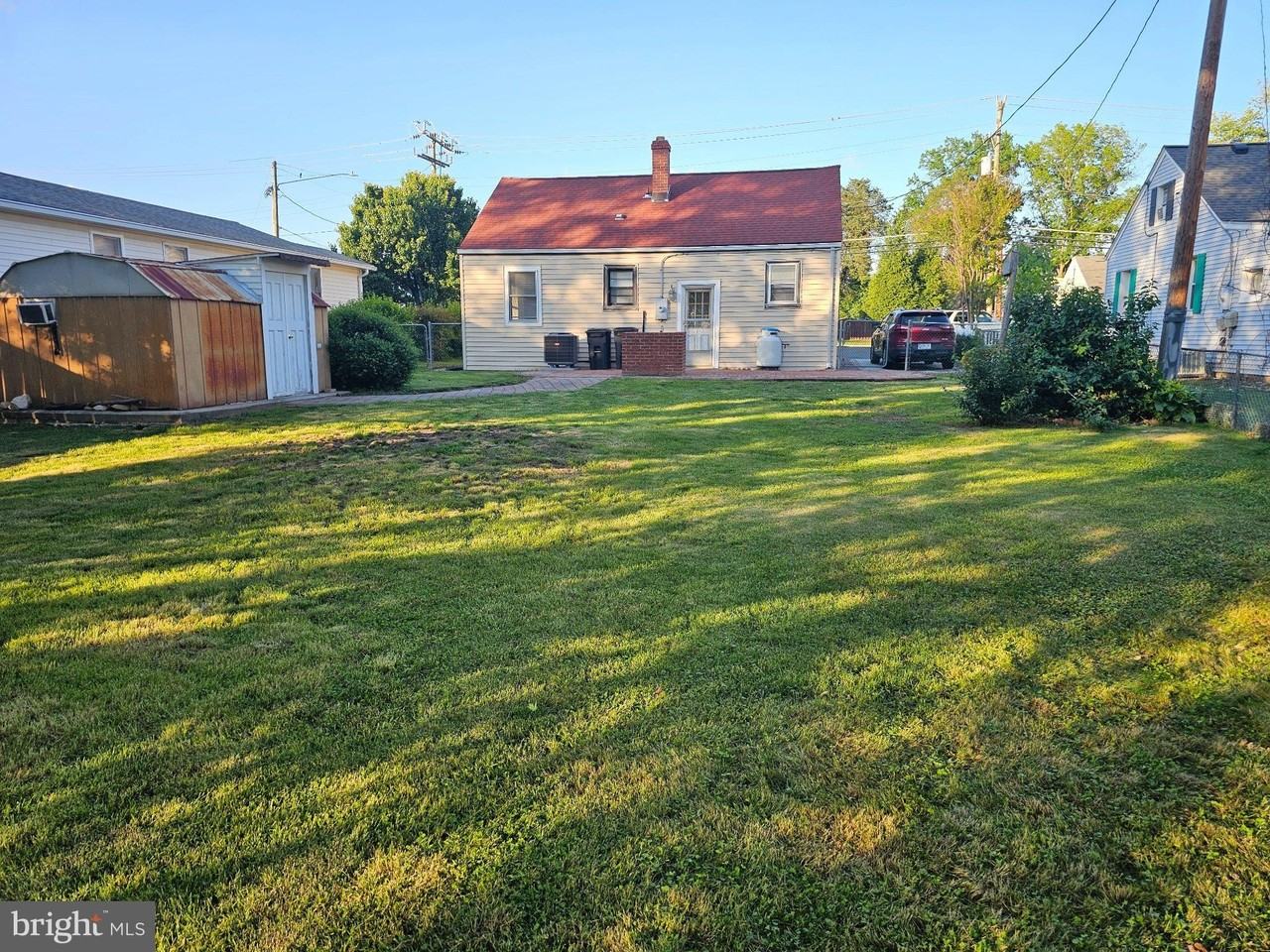 8524 Highland Ln - Photo 4 of 4