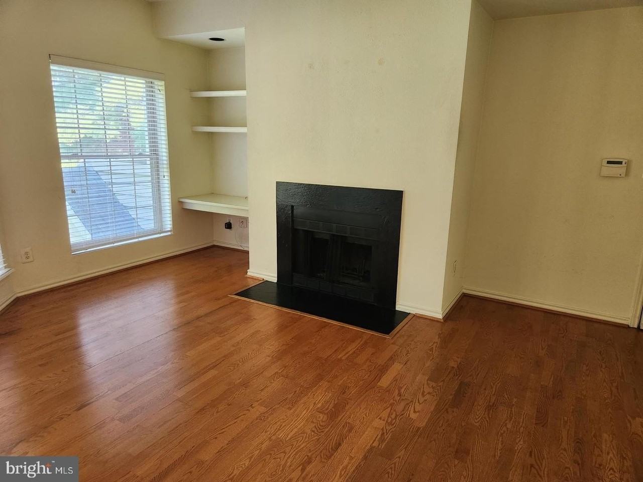 3916 Penderview Dr #426 - Photo 3 of 17