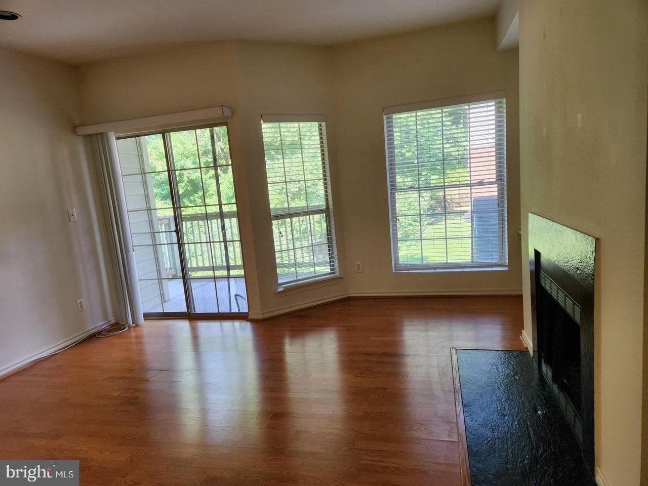 3916 Penderview Dr #426 - Photo 5 of 17