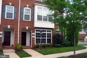 featured image of 19263 Winmeade Dr