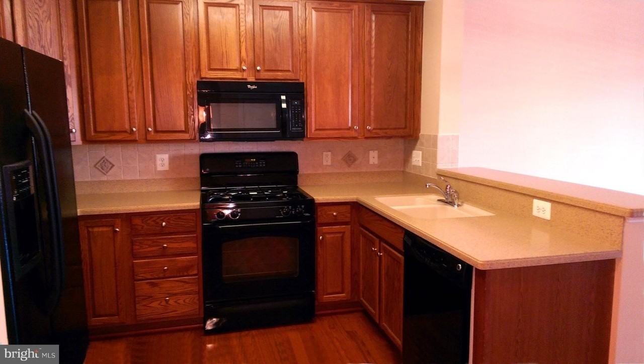 19263 Winmeade Dr - Photo 5 of 11