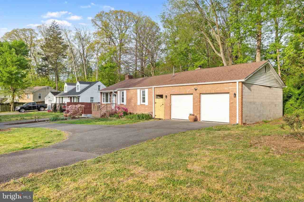 17360 Tripoli Blvd - Photo 2 of 34