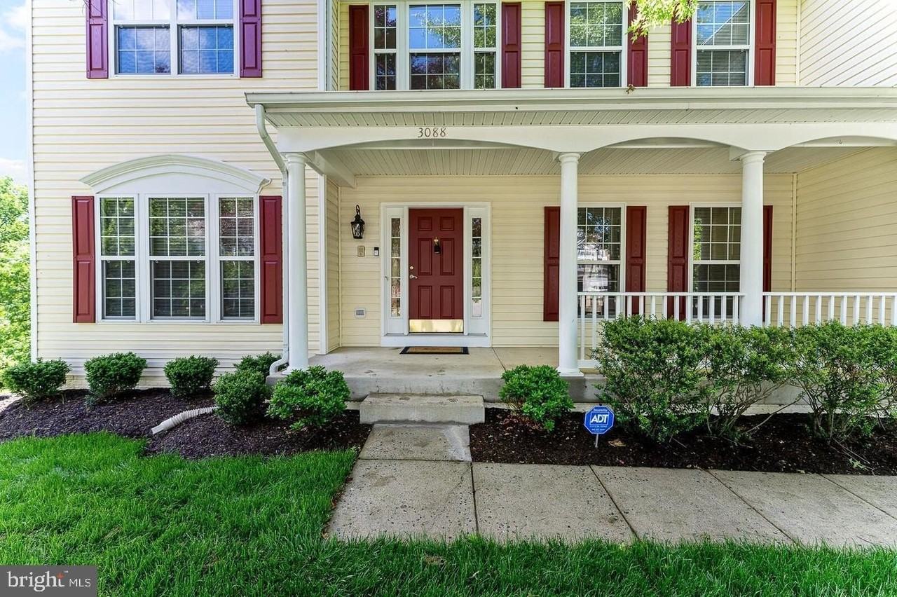 3088 Vidalia Ct - Photo 2 of 37