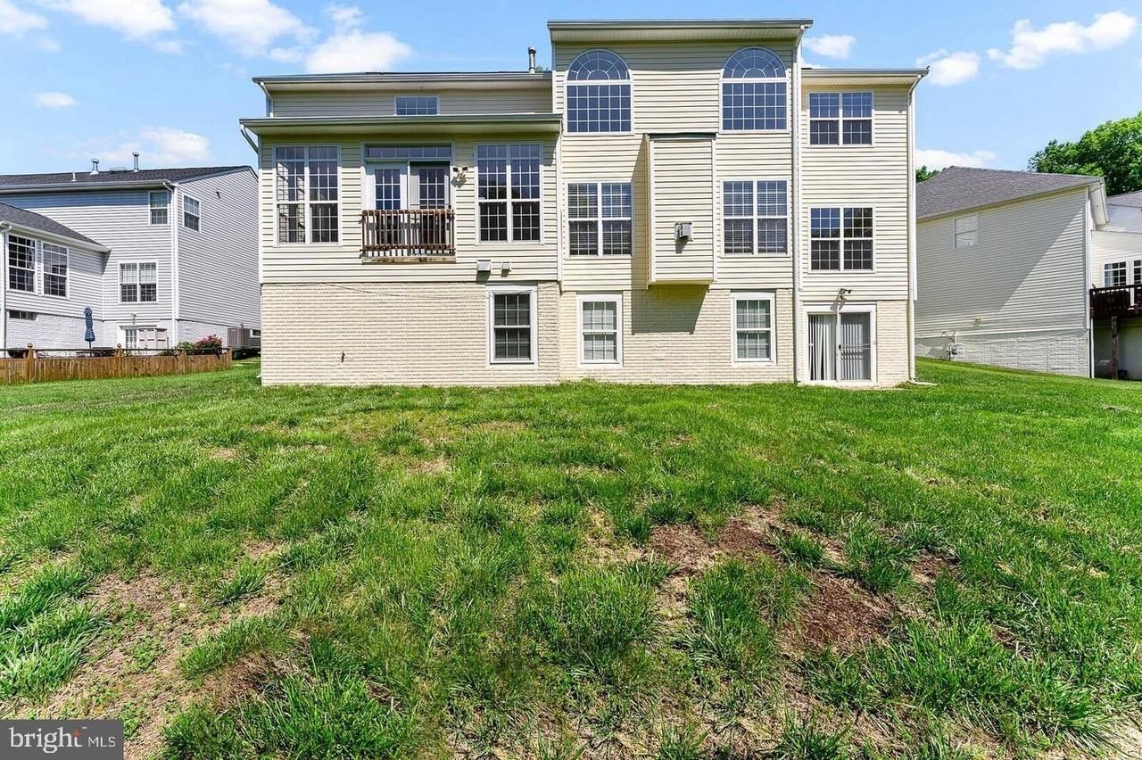 3088 Vidalia Ct - Photo 4 of 37