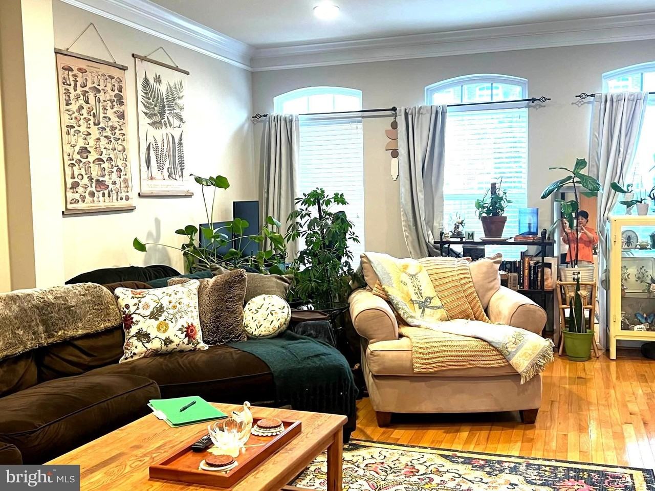 7039 Little Thames Dr - Photo 3 of 19