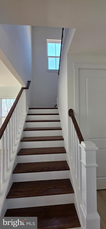 1152 Broad Lake Dr - Photo 7 of 17