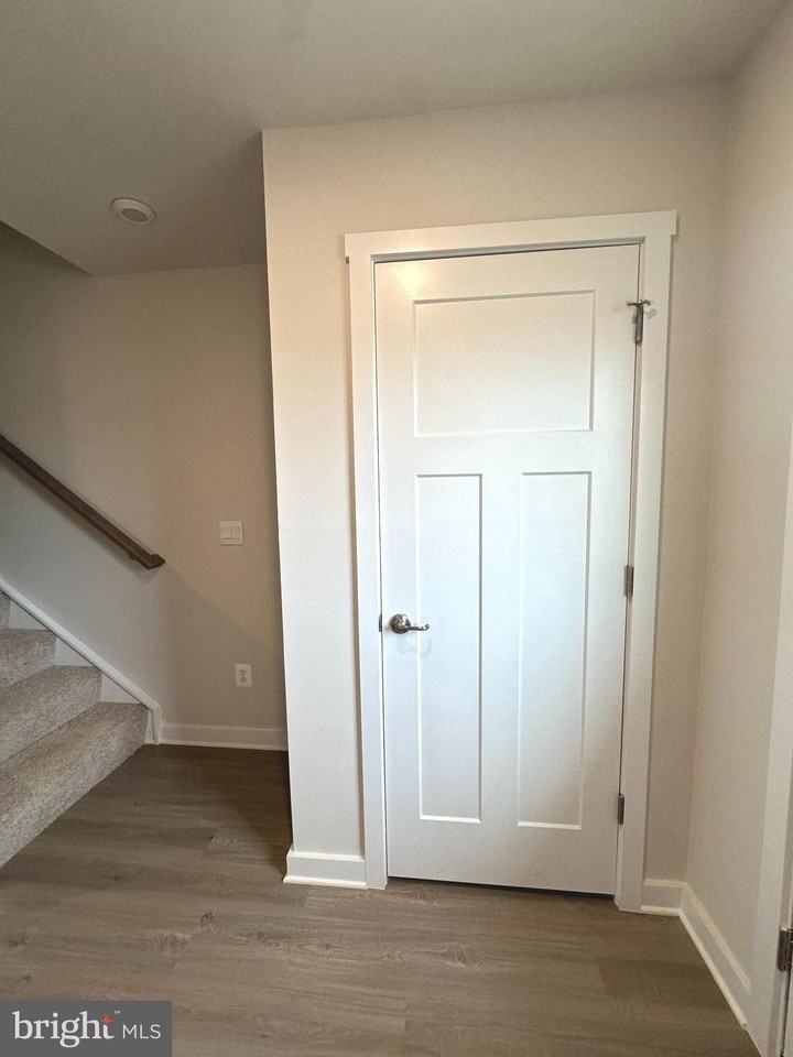 369 Huntwellwest Blvd - Photo 6 of 41