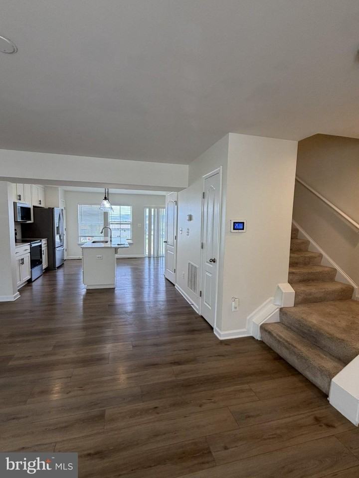 40 Orchard Green Dr - Photo 2 of 34