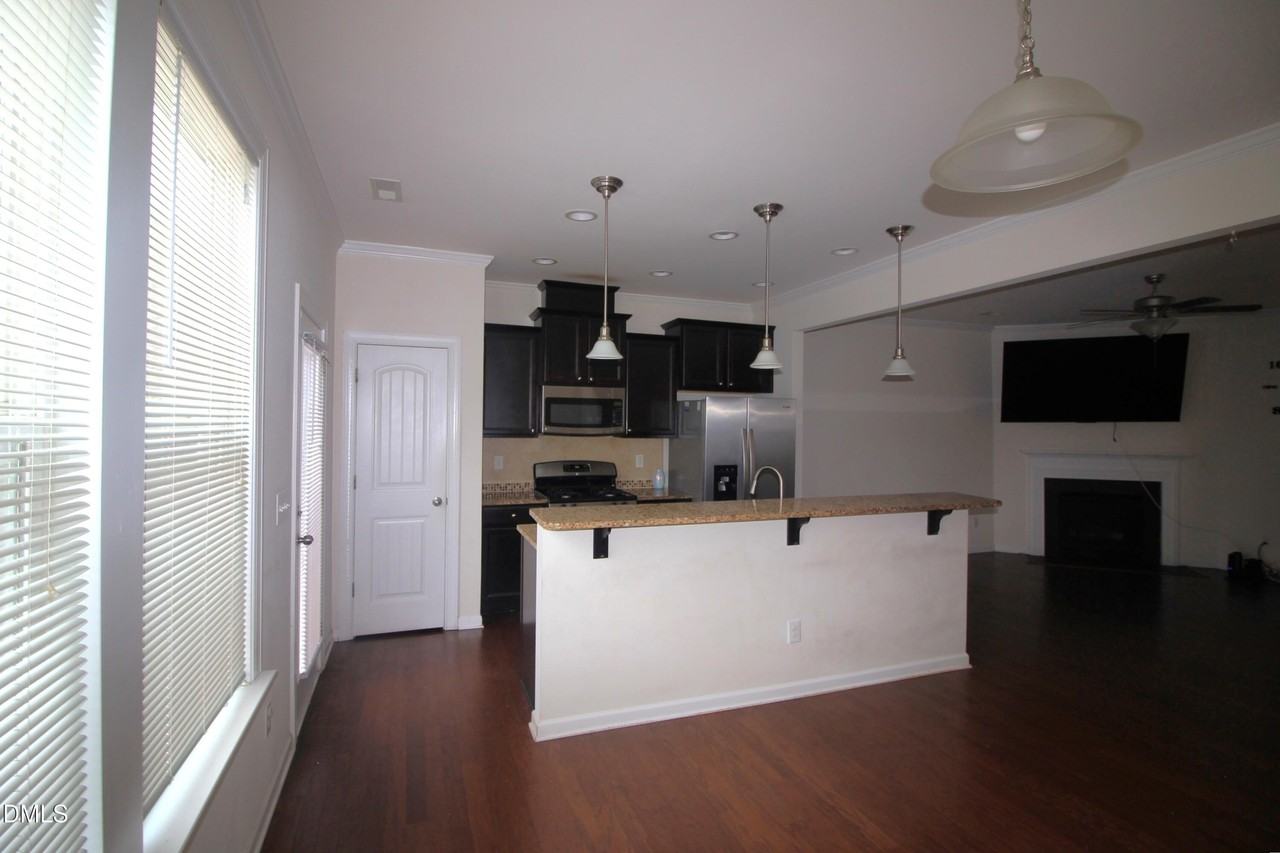 1025 Havenbrook Dr - Photo 6 of 21