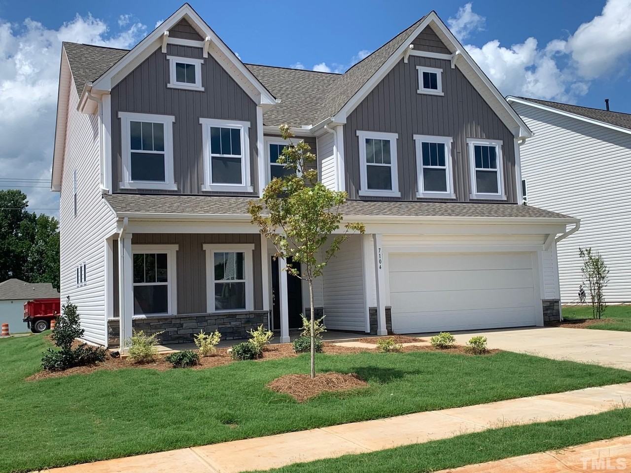 7104 Commodity Ct - Photo 3 of 32